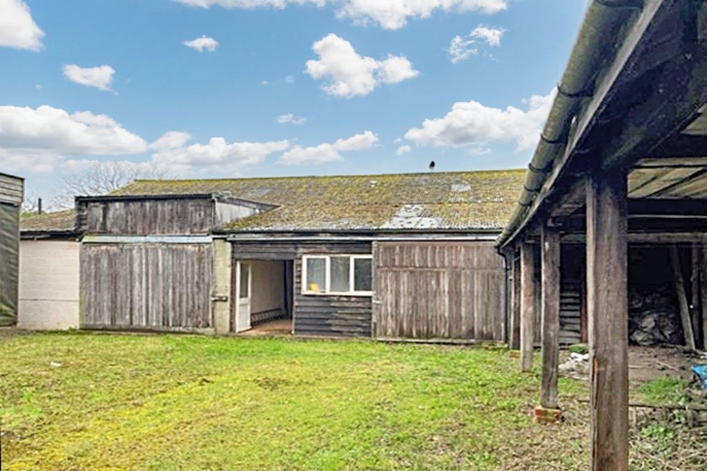 Stonham Aspal, Nr Debenham, Suffolk P7825 Commercial Listing